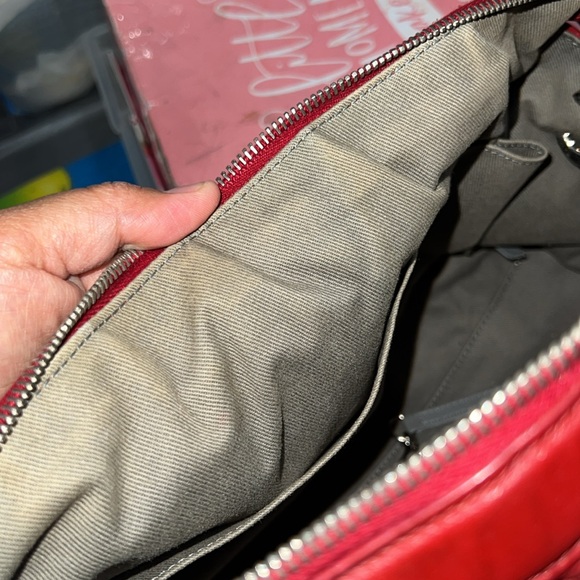 Chanel relaxed CC Bowler (16586473)Maroon - Picture 9 of 17